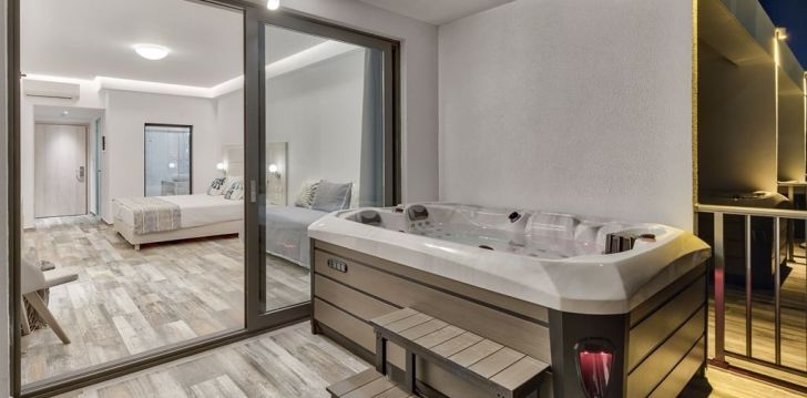Apsistokite MANDALA SEAFRONT SUITES viešbutyje už gerą kainą. 