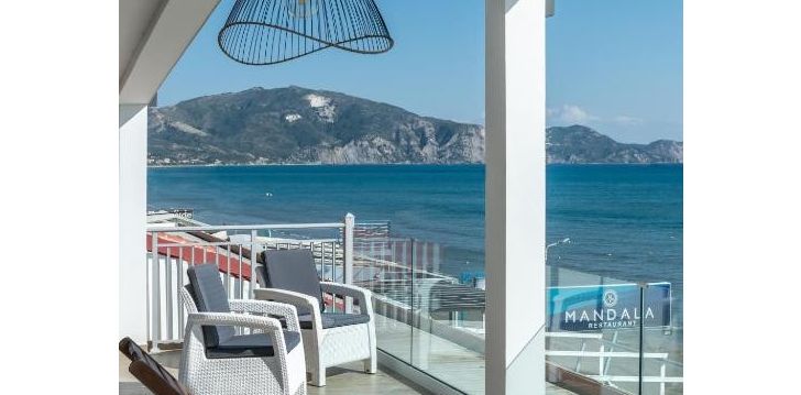 Planuoji kelionę į Graikija? apsistokite 4 viešbutyje MANDALA SEAFRONT SUITES. 