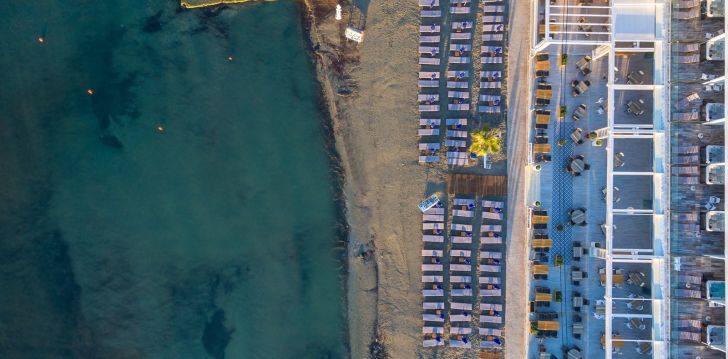 Jaukus viešbutis MANDALA SEAFRONT SUITES, jūsų atostogoms