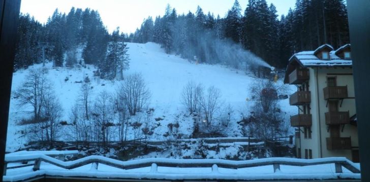 Apsistokite R.T.A. HOTEL RESIDENCE SPORT CAMPIGLIO viešbutyje už gerą kainą.