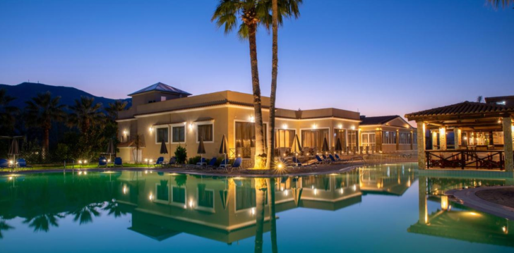 Apsistokite ZANTE VILLAGE HOTEL viešbutyje už gerą kainą. 