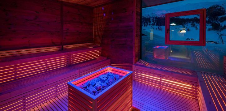 Apsistokite ALPEN RESORT BIVIO viešbutyje už gerą kainą.