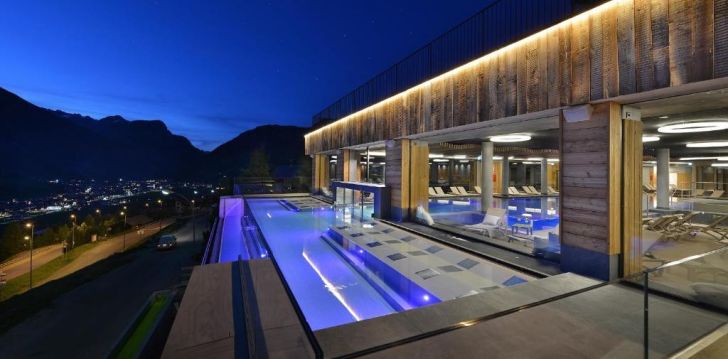 Viešbutis ALPEN RESORT BIVIO įsikūręs Italija. 