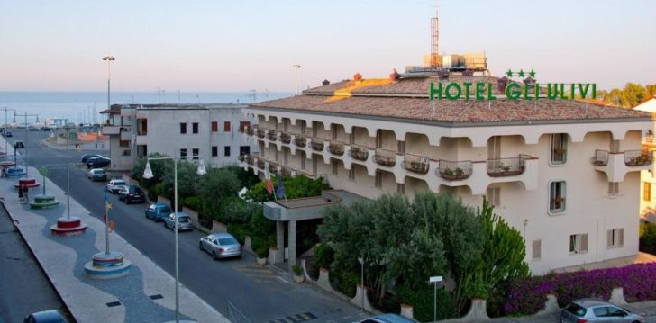 Atostogos Italija – apsistokite viešbutyje HOTEL GLI ULIVI