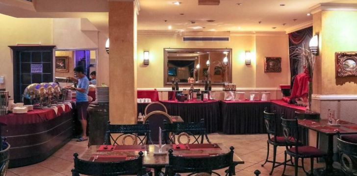 Atostogos JAE – apsistokite viešbutyje AL MAHA REGENCY HOTEL SUITES