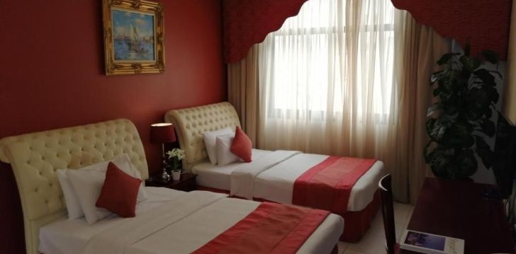 Planuoji kelionę į JAE? apsistokite 4 viešbutyje AL MAHA REGENCY HOTEL SUITES.
