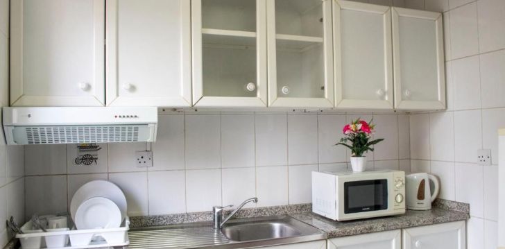 Atostogos JAE – apsistokite viešbutyje AL MAHA REGENCY HOTEL SUITES
