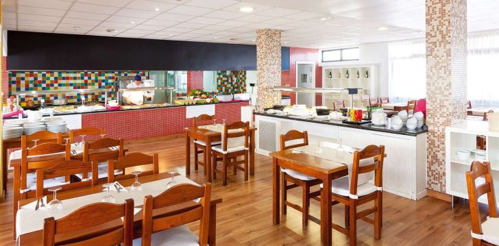 Planuoji kelionę į Ispanija? apsistokite 2 viešbutyje PARAISO DEL SOL APARTMENTS. 