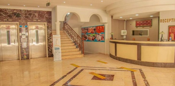 Viešbutis GRAND BAHAMA BEACH HOTEL įsikūręs Turkija.