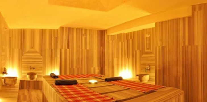Apsistokite ERKAL RESORT HOTEL viešbutyje už gerą kainą.