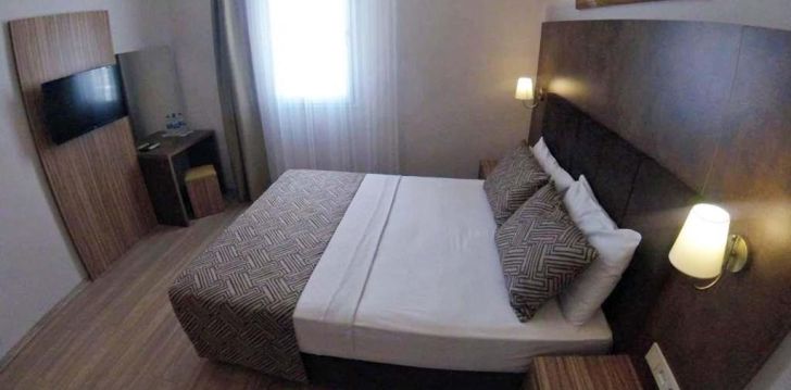 SMART HOLIDAY HOTEL - klientų vertinamas, kaip geras kainos ir kokybės santykis.
