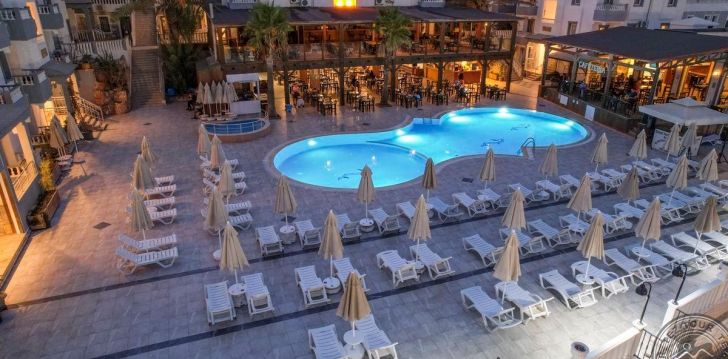 tavo atostogos prasideda viešbutyje SMART HOLIDAY HOTEL
