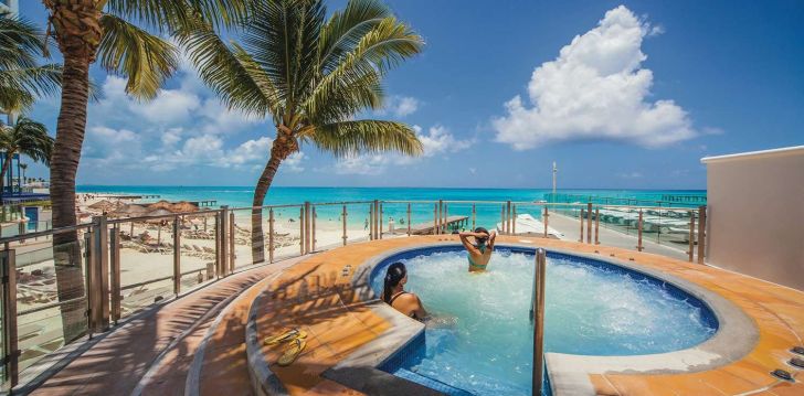 Apsistokite RIU CANCUN viešbutyje už gerą kainą. 