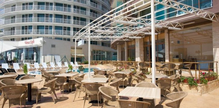 Puikus pasirinkimas draugų atostogoms – Bulgarijos 3* SEA BREEZE HOTEL 2