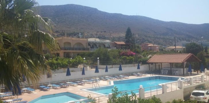 Apsistokite DIMITRA HOTEL CHERS viešbutyje už gerą kainą. 