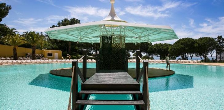 jaukus viešbutis PESTANA DELFIM BEACH & GOLF HOTEL, jūsų atostogoms