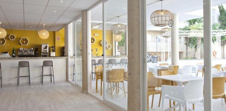 HOTEL & APARTAMENTOS PLAYAMAR - klientų vertinamas, kaip geras kainos ir kokybės santykis. 