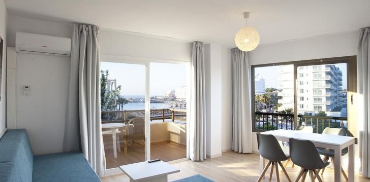 Viešbutis HOTEL & APARTAMENTOS PLAYAMAR įsikūręs Ispanija.