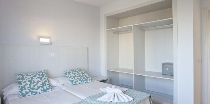 Planuoji kelionę į Ispanija? apsistokite 2 viešbutyje HOTEL & APARTAMENTOS PLAYAMAR. 