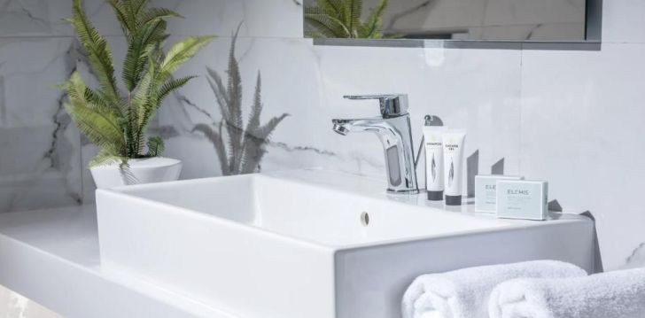 Planuoji kelionę į Graikija? apsistokite 4 viešbutyje ALEXANDER HOUSE HOTEL.