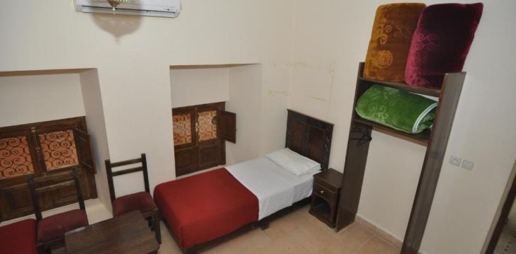 Apsistokite HOTEL CECIL viešbutyje už gerą kainą. 