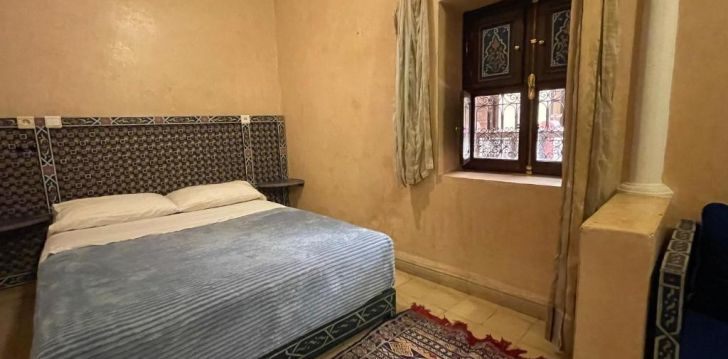 Apsistokite HOTEL CECIL viešbutyje už gerą kainą.