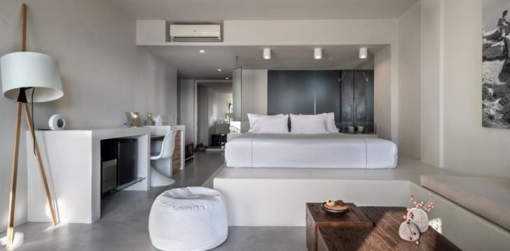 Apsistokite WEST EAST SUITES viešbutyje už gerą kainą. 