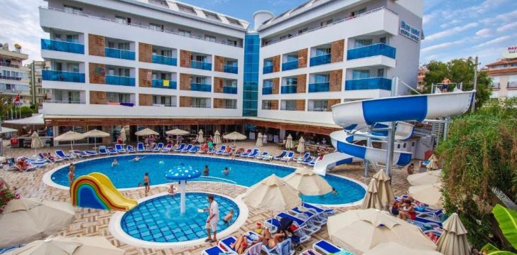 Planuoji kelionę į Turkija? apsistokite 4 viešbutyje BLUE WAVE SUITE. 