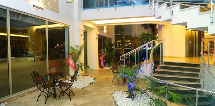 Patogus viešbutis jūsų kelionei – 4* BLUE WAVE SUITE