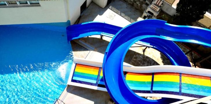 Geras kainos ir kokybės santykis atostogoms - viešbutis CINAR FAMILY SUITE HOTEL