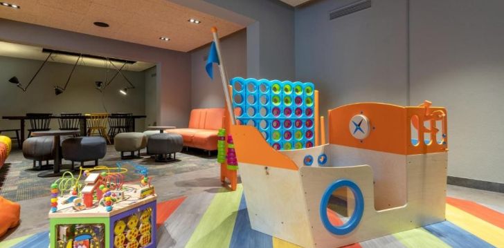 Atostogos Vokietija – apsistokite viešbutyje A&O BERLIN KOLUMBUS