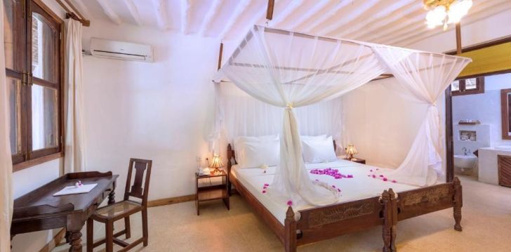 Planuoji kelionę į ? apsistokite 4 viešbutyje DIAMONDS MAPENZI BEACH CLUB. 