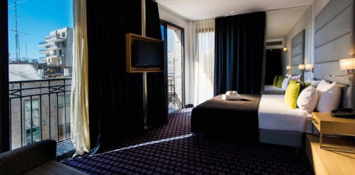 Apsistokite EYAL HOTEL viešbutyje už gerą kainą. 