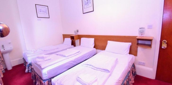 Viešbutis THE BRIDGE PARK HOTEL įsikūręs Anglija.