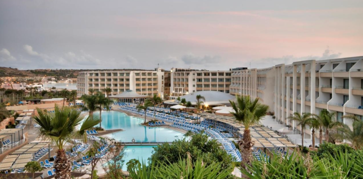 Patogus viešbutis jūsų kelionei – 4* DB SEABANK RESORT & SPA
