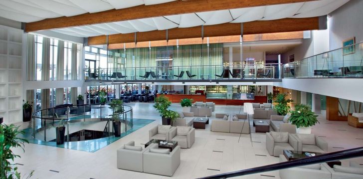 Modernus, stilingas ir puikiai vertinamas Juodkalnijos viešbutis FALKENSTEINER HOTEL BUDVA 10