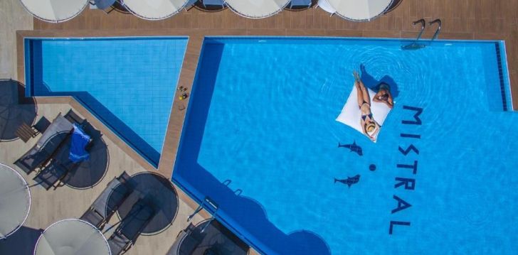 apsistokite MISTRAL MARE HOTEL viešbutyje už gerą kainą. 