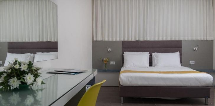 Apsistokite AMERICANA HOTEL viešbutyje už gerą kainą.