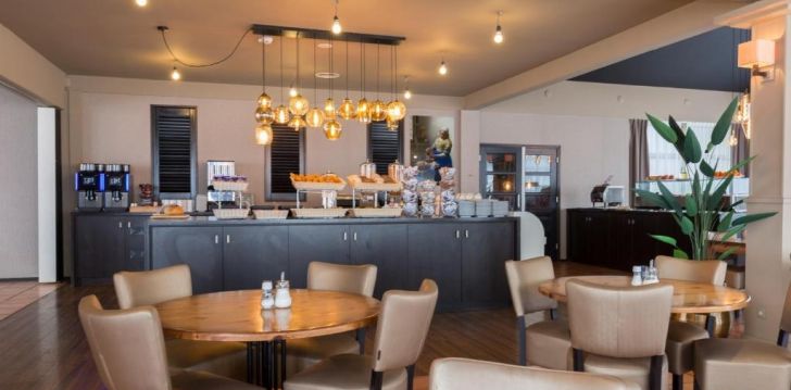 Viešbutis NEW WEST INN įsikūręs Nyderlandai.