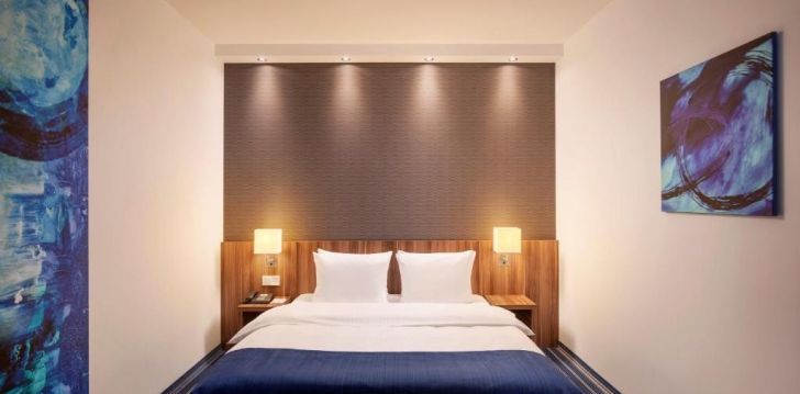 Apsistokite HOLIDAY INN EXPRESS BREMEN AIRPORT viešbutyje už gerą kainą. 
