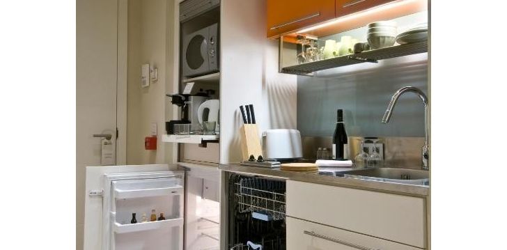 apsistokite B-APARTHOTEL BRUSSELS MONTGOMERY viešbutyje už gerą kainą.