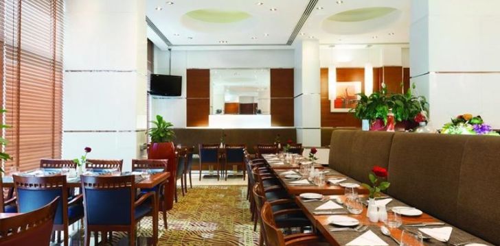 planuoji kelionę į JAE? apsistokite 4 viešbutyje GOLDEN SANDS HOTEL SHARJAH. 