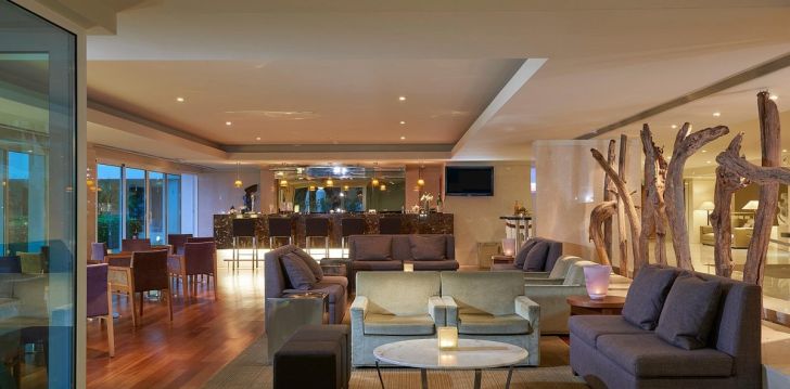 viešbutis MELIA MADEIRA MARE RESORT & SPA įsikūręs Portugalija.