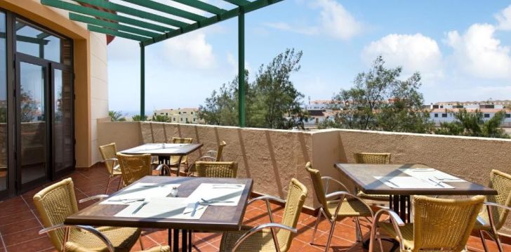 Planuoji kelionę į Ispanija? apsistokite 3 viešbutyje ELBA LUCIA SPORT & SUITE HOTEL. 