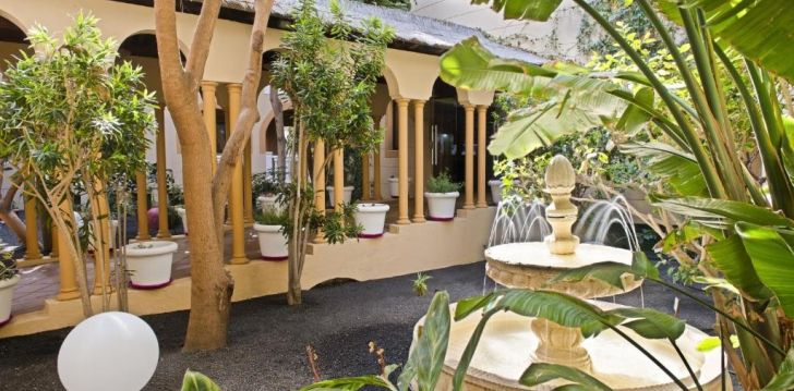 Rinkitės viešbutį ELBA LUCIA SPORT & SUITE HOTEL kelionei į Ispanija