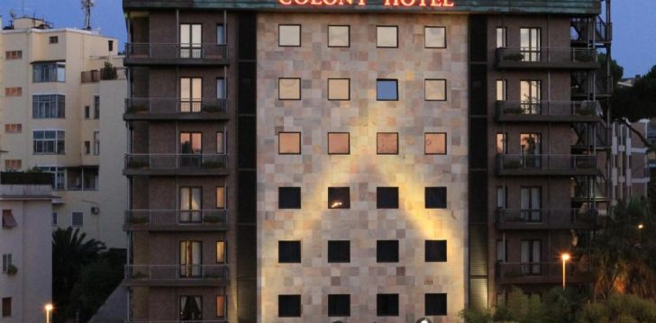 Apsistokite GRAND HOTEL COLONY viešbutyje už gerą kainą. 