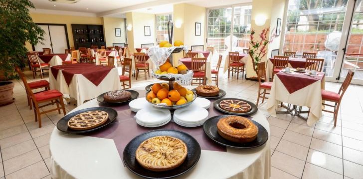 Viešbutis HOTEL GIARDINO D'EUROPA įsikūręs Italija.