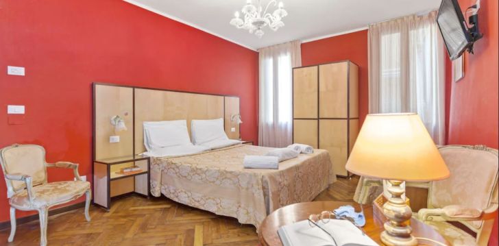 planuoji kelionę į Italija? apsistokite 3 viešbutyje HOTEL MALIBRAN. 