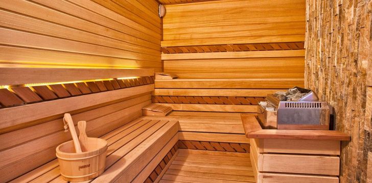 planuoji kelionę į Juodkalnija? apsistokite 4 viešbutyje ACD WELLNESS & SPA. 