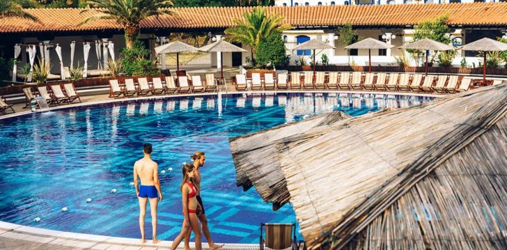 viešbutis SLOVENSKA PLAZA HOTEL COMPLEX įsikūręs Juodkalnija.